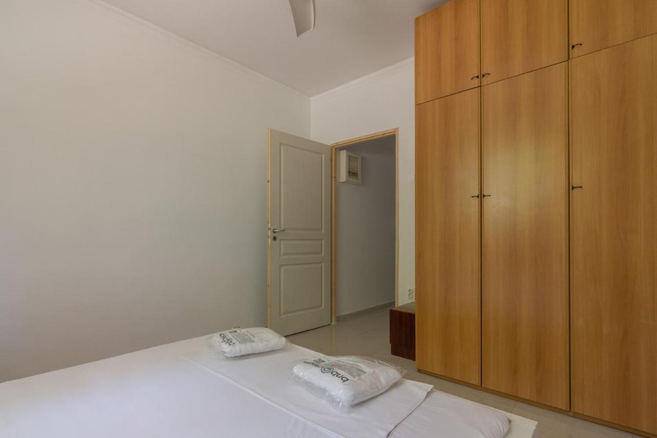 Comfy Apartment Close To Floisvos Beach Athens Exterior photo